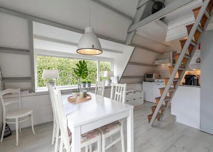 Sandepark 165 Near *